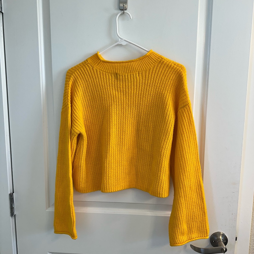 Vero Moda Yellow Cropped Rib-Knit Sweater - Picture 4 of 4